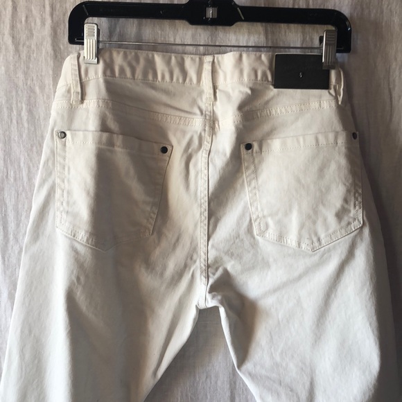 Like new John Varvatos china white cream jeans straight to taper size 32 reg - Picture 8 of 9